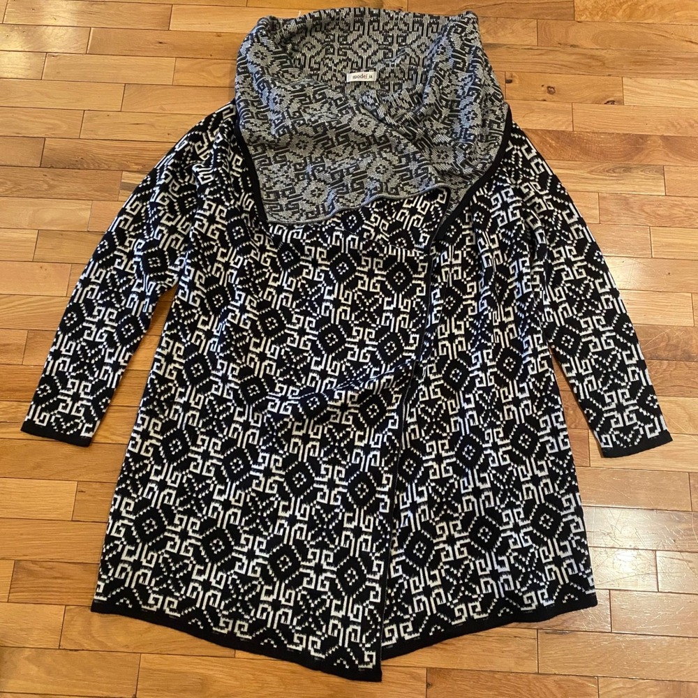 Modelia Black White Geometric Print Open Front Cardigan Sweater Women's
